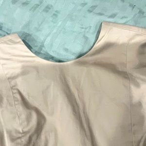 Laura Delman crop crème sleeveless top